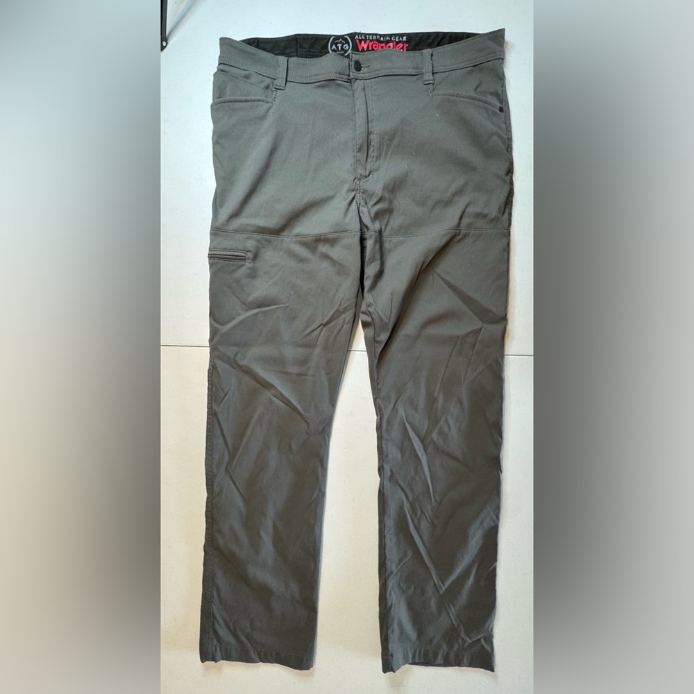 Wrangler All Terrain Gear Pants - Mens Size 40 x 32